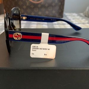 Gucci tortoise sunglasses